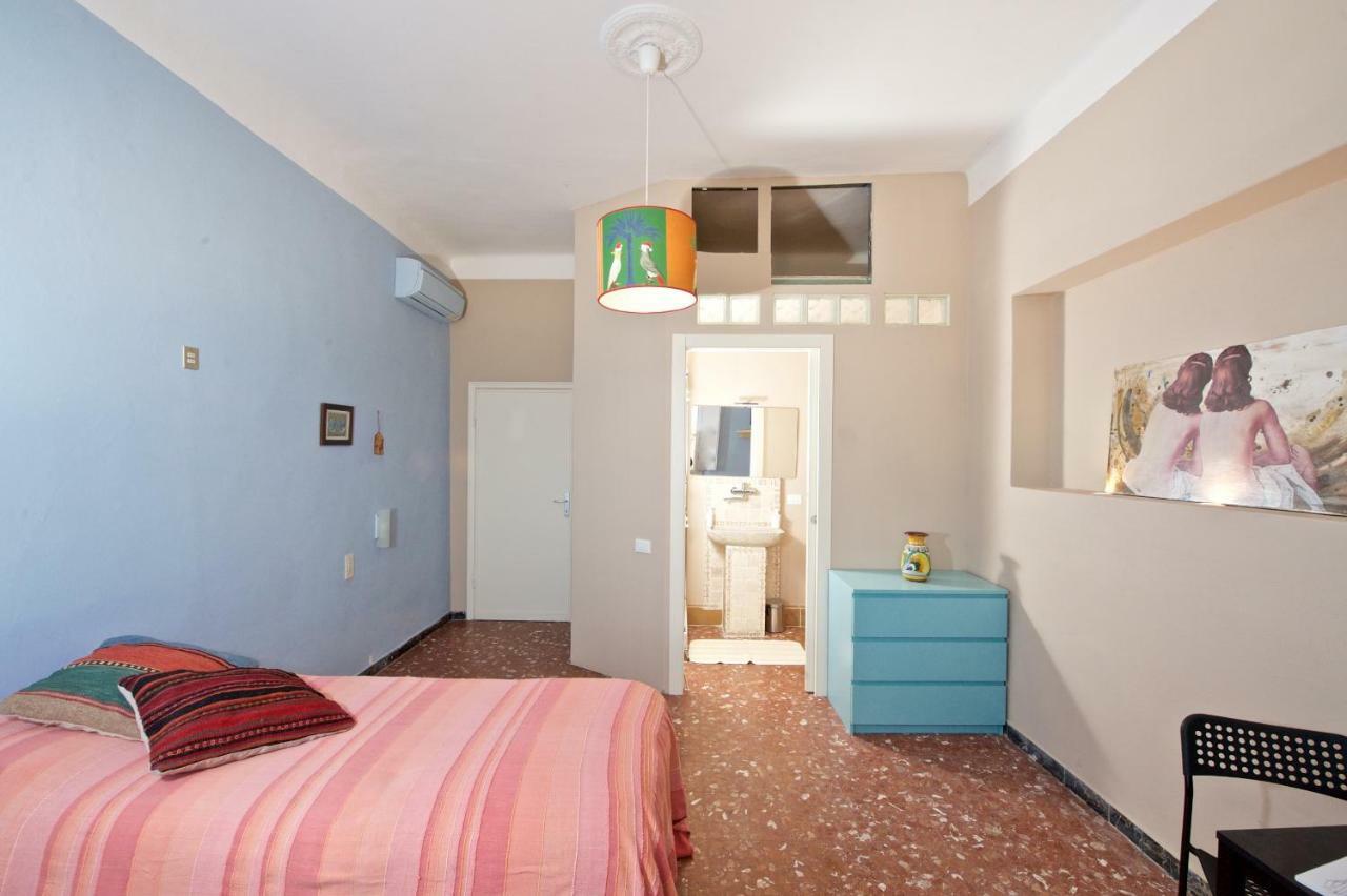 Liberi Mercanti - Guest House Affittacamere Лукка Экстерьер фото